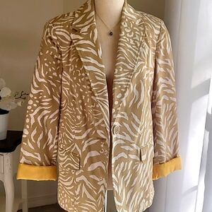 Susan Graver Tan and White Blazer with Abstract Pattern